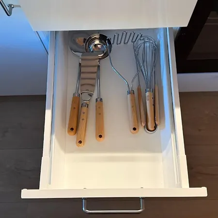 アパート Easystay Nesttun -free Parking-buss Nearby - ベルゲン